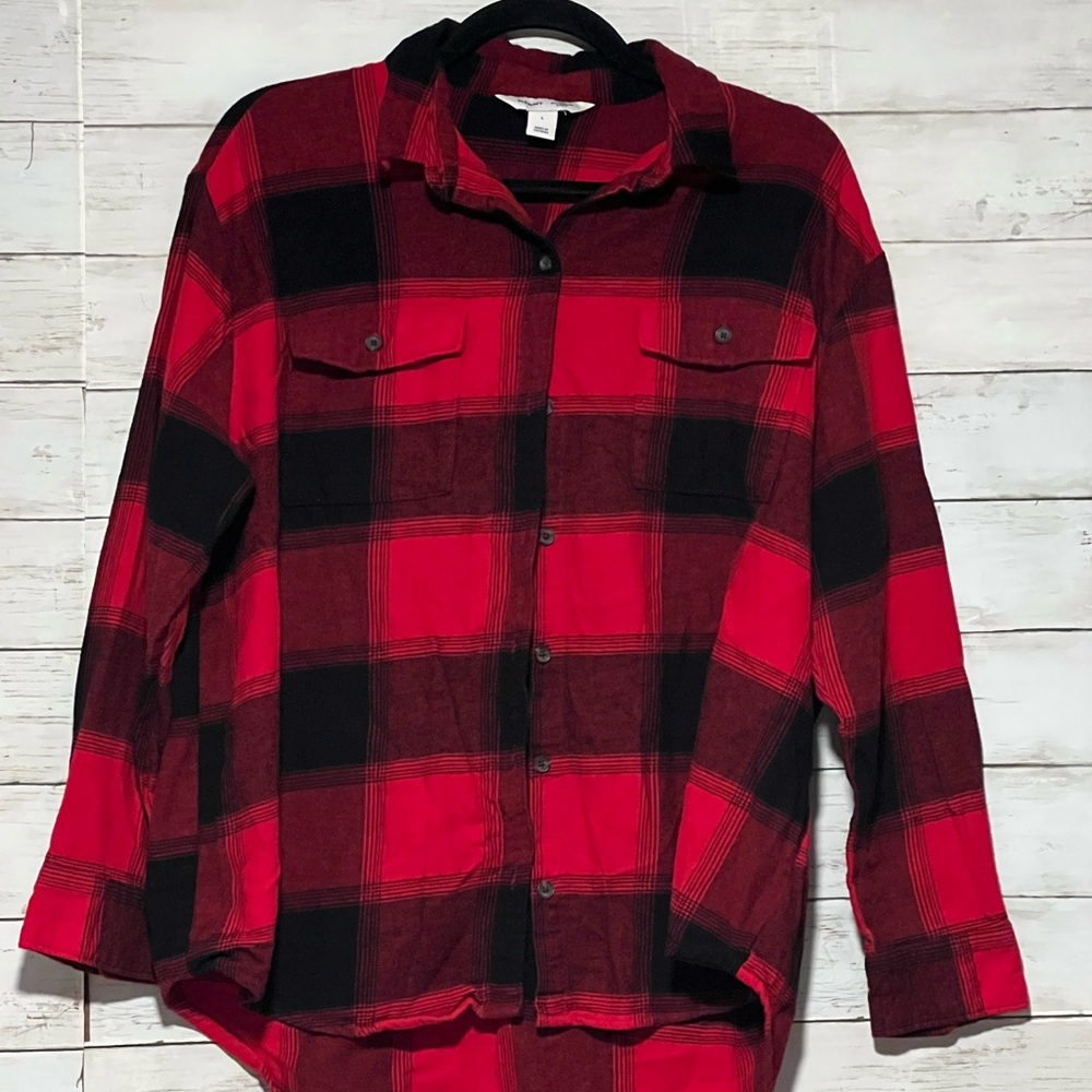 Old Navy Red and Black Plaid Button Down Shirt